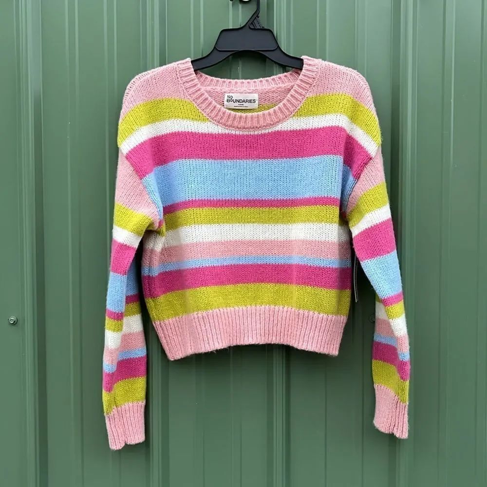 Fashion Midweight Colorful Cozy Sweater Size M